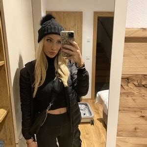 Kaylen The Naked Philanthropist Ward New Nude Photos And Videos