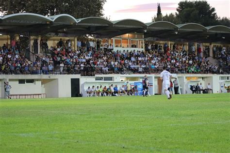 Un Futur Stade De Places Pour L Etoile Fr Jus Saint Rapha L