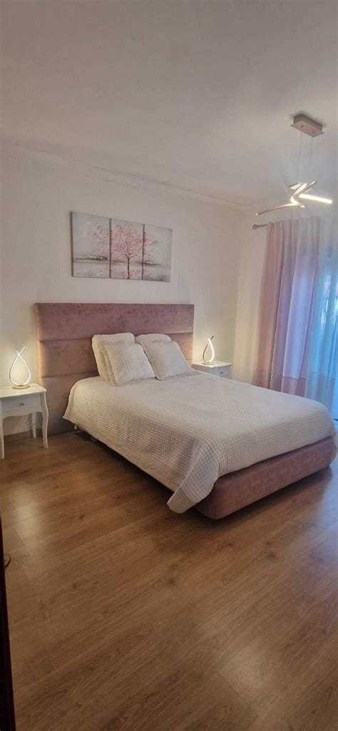 Cama Casal Como Nova Leiria Pousos Barreira E Cortes Olx Portugal