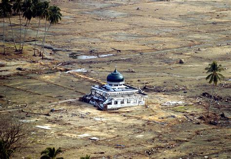 Boxing Day Tsunami 15 Years On Southeast Asia Globe