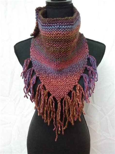 Fringed Triangle Knit Cowl Triangular Scarf With Buttons Etsy Boho Accessories Knit Cowl