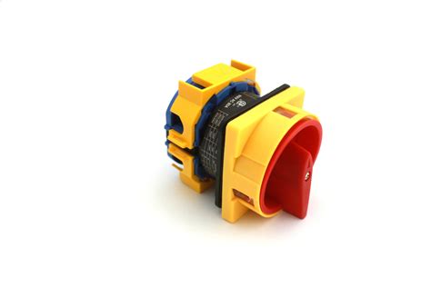 PS62 63Amp 2 Pole ON-OFF Switch – Padlockable – Hassan Abbas Trading Co ...