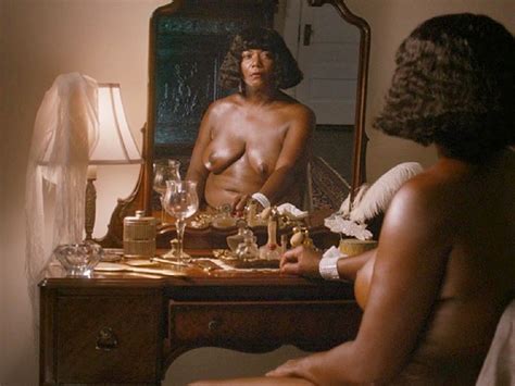 Queen Latifah Nude Cumception