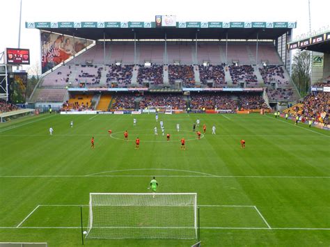 Extreme Football Tourism: FRANCE: RC Lens