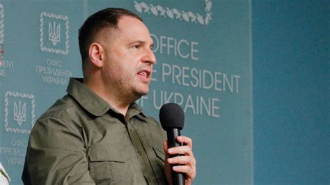 Украйна допусна възможността за мирни преговори с Русия - От деня - БНР ...