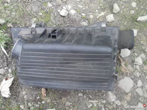 Obudowa filtra powietrza Opel Vectra B lift GM 90499599 Jasło