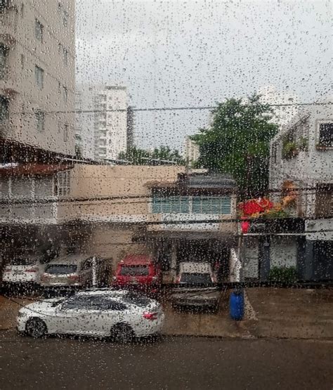 Aguaceros Dispersos Y Temperaturas Agradables Este Domingo Por