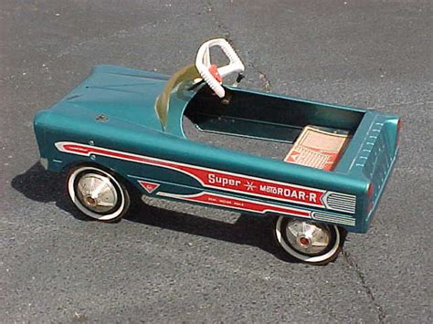 Amf Super Pedal Car With Roaring Motor 1965 Antique Toys Library