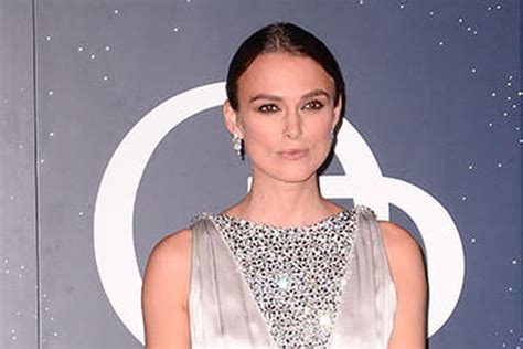 Keira Knightley En Robe Longue Argent E Brod E De Perles Brillantes