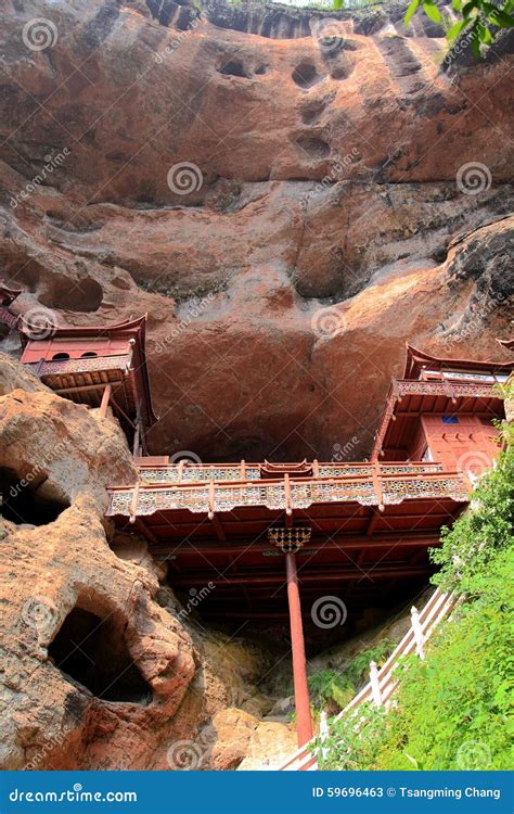 Ganlu Temple A Temple Built On Dangous Cliff In Fujian China Stock