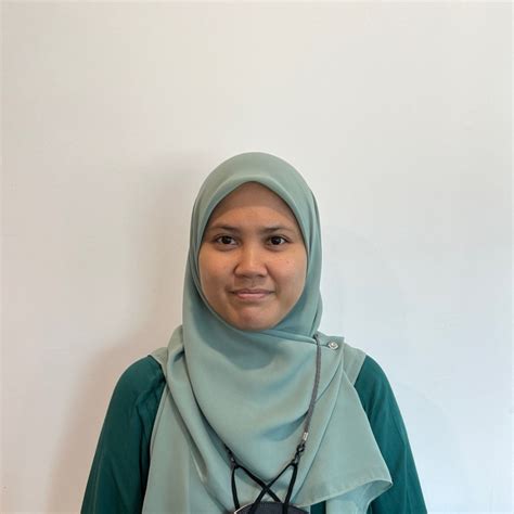 Saleha Naim Senior Finance Executive Fgv Holdings Berhad Linkedin