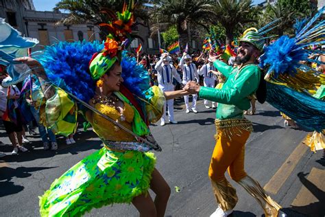 Chile vivió un histórico Día del Orgullo cuando está a punto de aprobarse el matrimonio gay en
