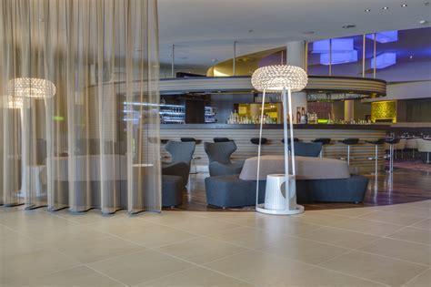 Radisson Blu Hotel Hamburg Airport | Secure Your Holiday, Self-Catering ...