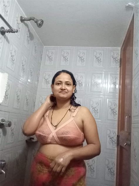 Desi Housewife Nude Video Call Ke Screenshots
