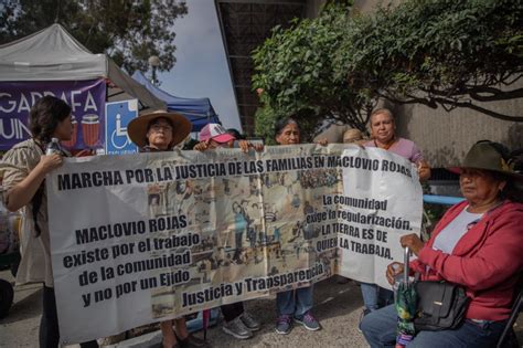 Residentes De Maclovio Rojas Bloquean Acceso A Palacio