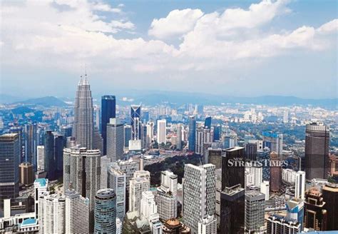 Malaysia S Economy To Experience Moderate Growth New Straits Times