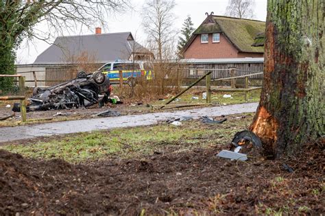 Unfall Mit Drei Toten Und Zwei Verletzten Ursache Unklar