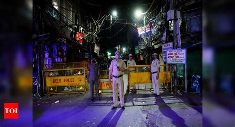 Night Curfew In Delhi Authorities Receive Over 73 000 Applications For