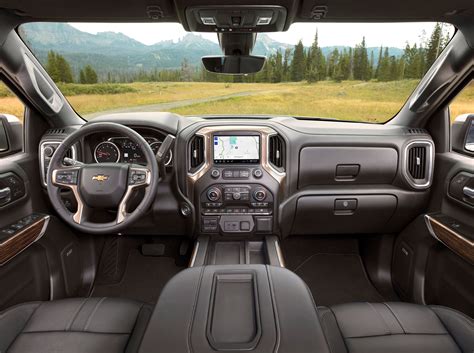 2019 Chevy Silverado Interior Specs