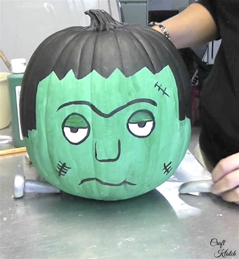 paint frankenstein pumpkin 4