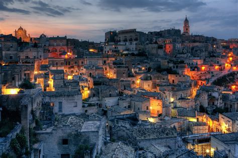 Sfondi Notte Buio Paesaggio Urbano Luci Italia Matera 1920x1279