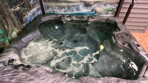 Floor Model Catalina Hot Tub Person Country Homes Power