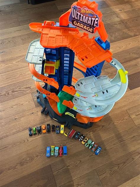 Hot Wheels Megacity Parkgarage Mit Robo T Rex Angriff Kaufen Auf Ricardo