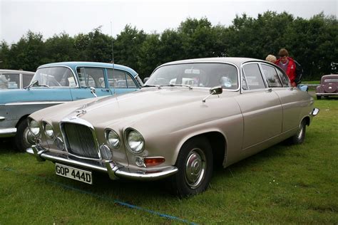 Jaguar 420G Graham Robertson Flickr