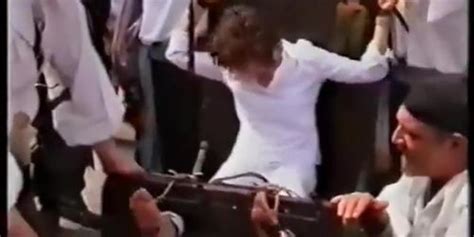 Milf Alla Gogna Tnaflix