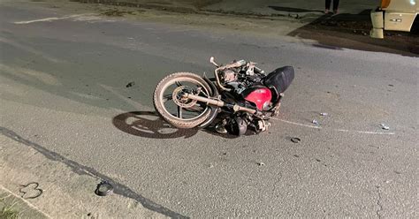 Un Motociclista Fue Hospitalizado Tras Chocar Con Un Auto En Rawson