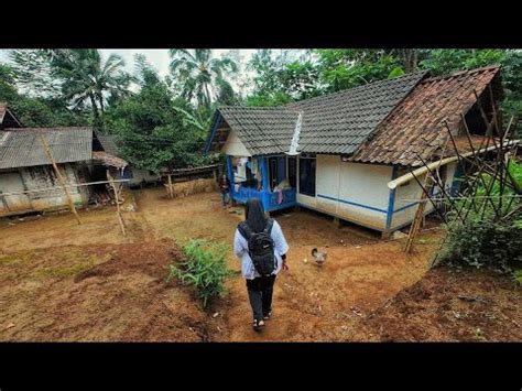 Hanya Ada Rumah Udaranya Sejuk Ayem Tentram Alamnya Indah Damai