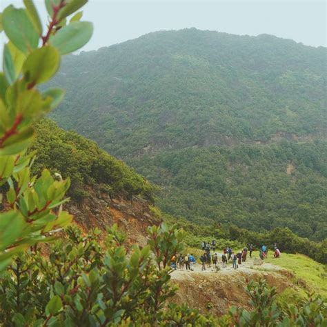 Gunung Di Jawa Barat Ini Punya Pesona Yang Harus Dikunjungi Lho