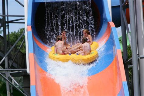 Geronimo Falls and Zooma Falls - Six Flags New England