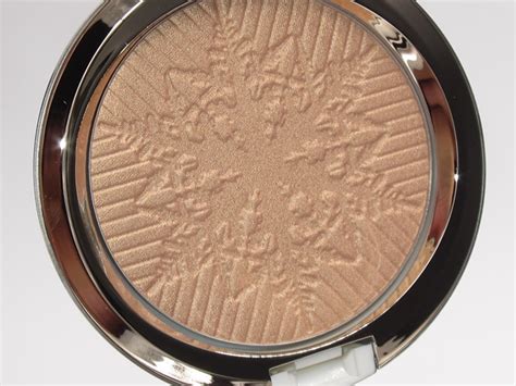 MAC Happy Go Dazzingly Face Powder Review & Swatches – Musings of a Muse