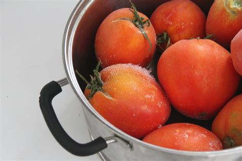 How To Make Homemade Tomato Sauce With Frozen Tomatoes A Traditional Life