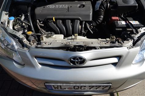 Замена лампы ближнего света. Не всё так просто! — Toyota Corolla (120 ...
