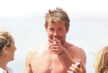 Chris Hemsworth Nude Torso And Bulge Video Gay Male Celebs