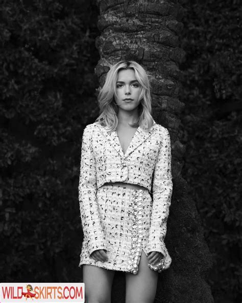 Kiernan Shipka Adventuressabrina Kiernanshipka Nude Instagram