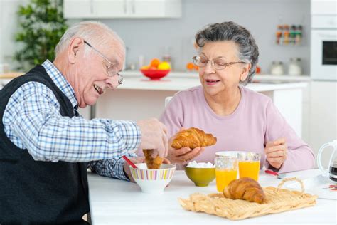 Nutrición En El Adulto Mayor Guía Completa 2025