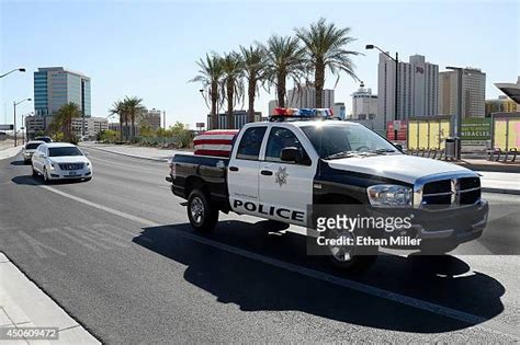 Funeral Held For Las Vegas Police Officer Shot By Extremist Couple Photos Et Images De