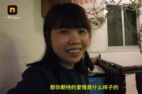 43歲單身女王渴望純粹愛情，與《剩者為王》寓意異曲同工！ 每日頭條