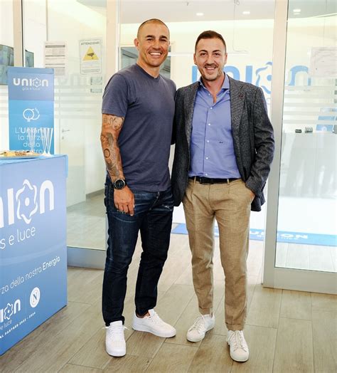 Pedalare è una missione Fabio Cannavaro al Center Union Gas e Luce