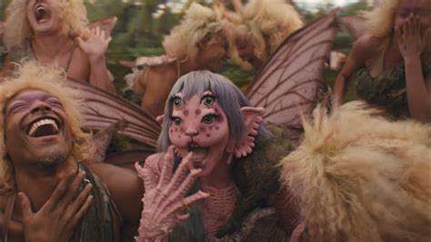 Melanie Martinez Faerie Soir E Official Music Video Youtube Music