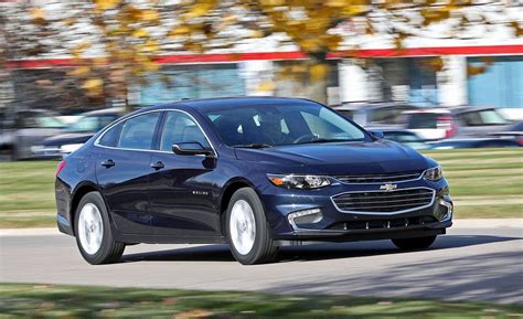 2017 Chevrolet Malibu Quick Take Review Car And Driver