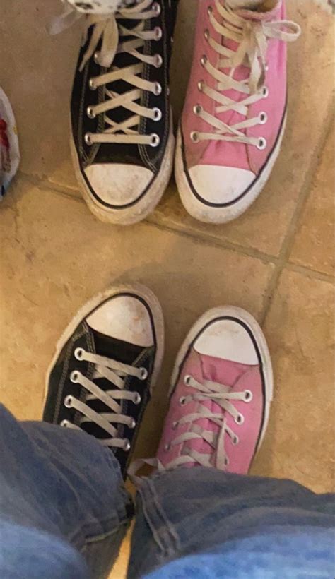 Pink Converse Aesthetic Aesthetic Shoes Couple Aesthetic Outfits With Converse Converse All