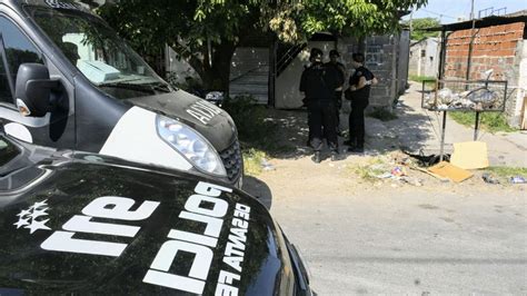 Nuevo Crimen En Rosario Un Hombre De A Os Fue Asesinado En Su Casa