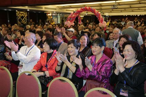 市政新聞 銀髮好聲音比賽 侯友宜長者唱出健康、唱出夢想 新北市政府