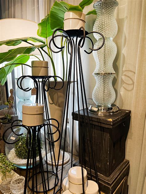 Candelabro Egipcio Grande Negro Component New House