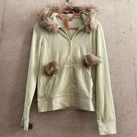 【新品未使用】★juicy Couture★ジューシークチュール ポンポン パーカー セレブ メルカリ