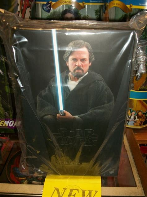 Hot Toys Star Wars The Last Jedi LUKE SKYWALKER CRAIT Scale MMS